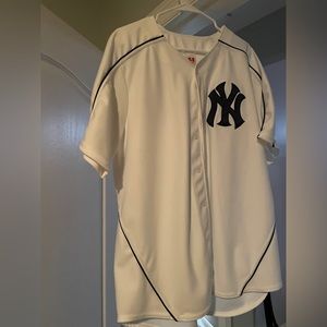 Perfect condition Yankees jersey